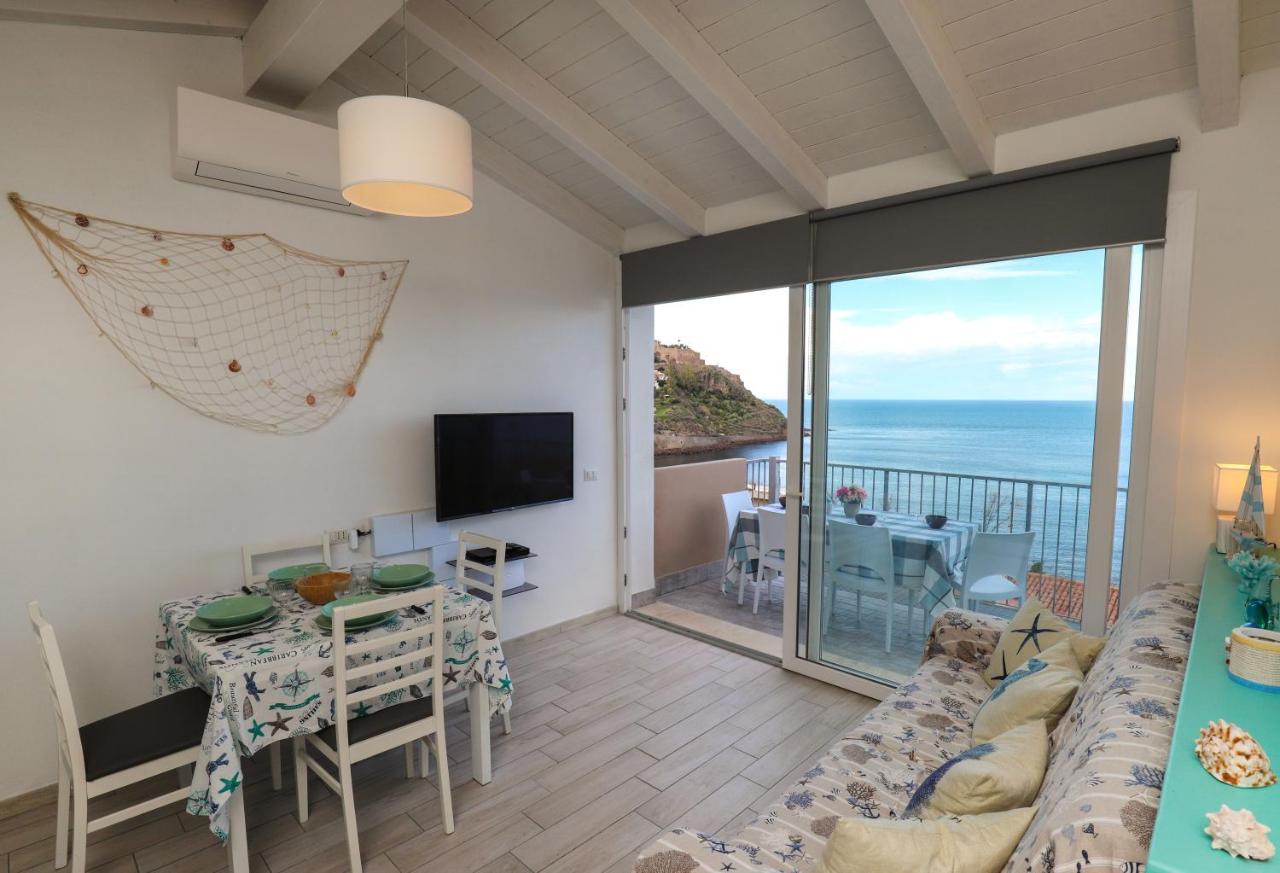 Апартаменты Barbara'S House - Sardinia Кастельсардо Экстерьер фото