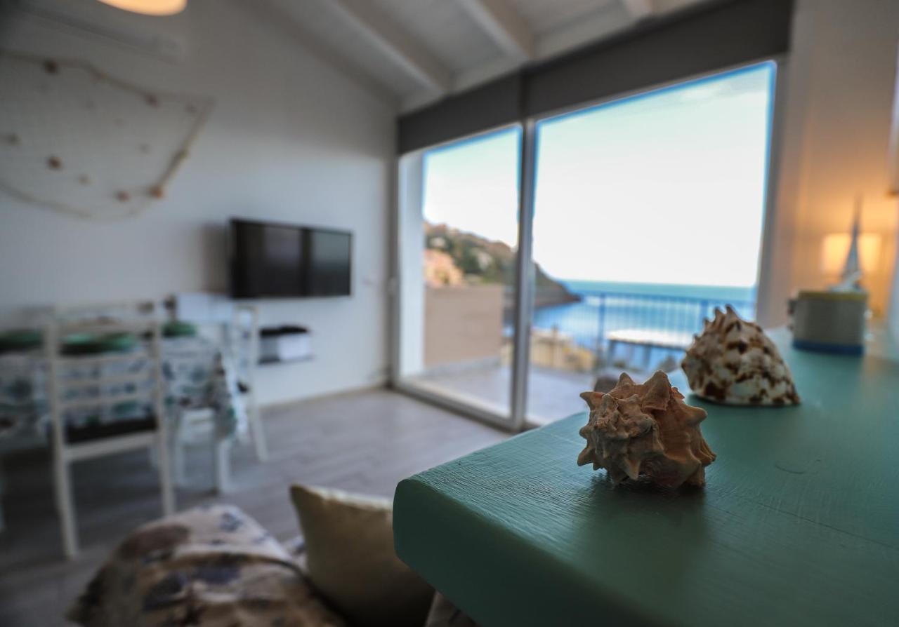 Апартаменты Barbara'S House - Sardinia Кастельсардо Экстерьер фото