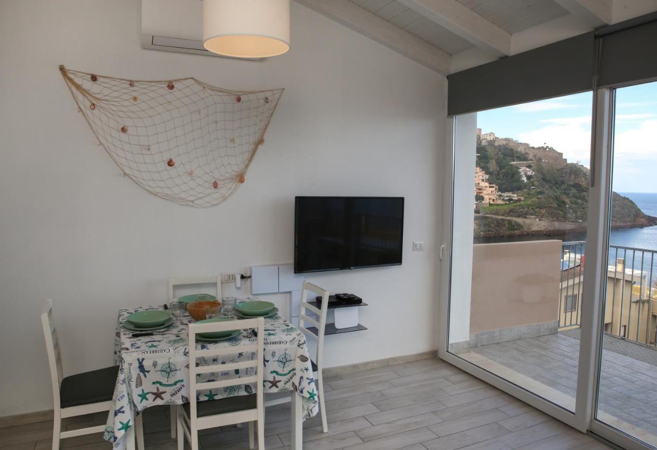 Апартаменты Barbara'S House - Sardinia Кастельсардо Экстерьер фото
