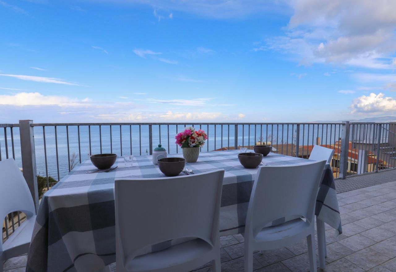 Апартаменты Barbara'S House - Sardinia Кастельсардо Экстерьер фото